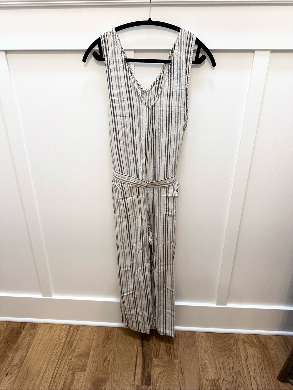 Striped Linen-Blend Sleeveless Jumpsuit - Cream & Blue Stripe Vertical Size XL